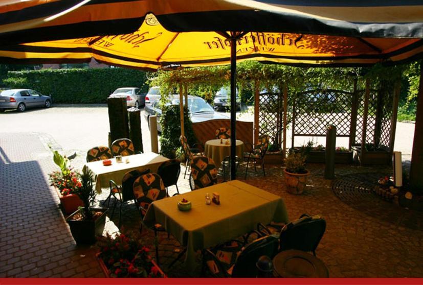 Hotel & Restaurant "Zur Linde" Spergau Exterior foto