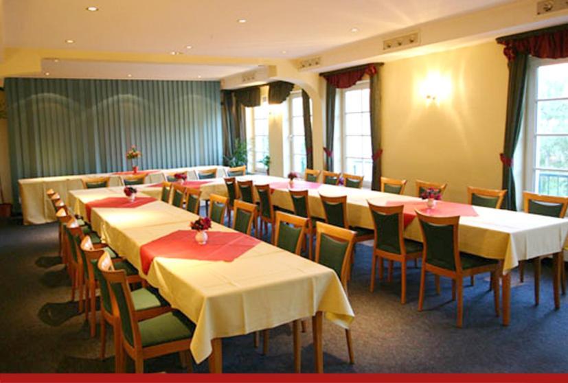 Hotel & Restaurant "Zur Linde" Spergau Exterior foto